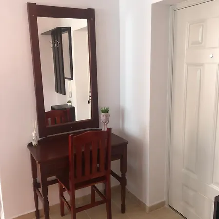 Ivani Apartman *
